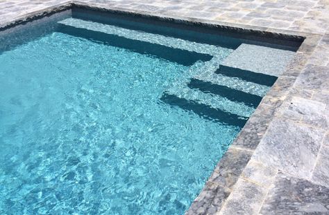 Pool Steps Inground, Spa Covers, Swimming Pool Steps, Piscina Rectangular, Indoor Pool Design, Outside Pool, Pool Life, Pool Steps, Pool Remodel