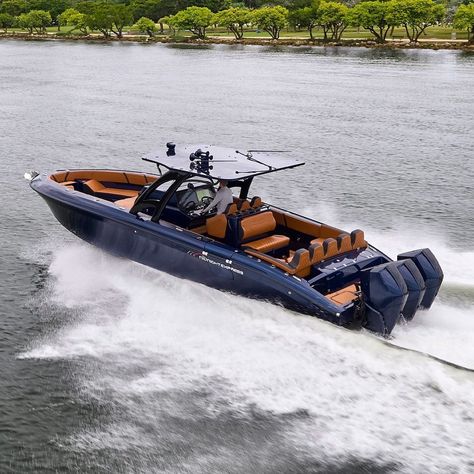 Midnight Express Boat, Center Console Fishing Boats, Fishing Yachts, Midnight Express, Wakeboard Boats, Black Boat, Sport Yacht, Small Yachts, Cruiser Boat