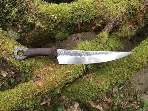 Celtic Knife, Forging Knives, Knife Making Tools, Pretty Knives, Forged Knife, Cool Swords, Knife Design, Cool Knives, Bowie Knife