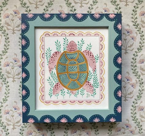 Hand Painted Frames Folk Art, Cute Painted Frames, Painted Wooden Picture Frames, Cute Painted Picture Frames, Painting Photo Frames, Picture Frame Art Ideas, Hand Painted Picture Frame, Painted Picture Frames Diy Creative, Painted Photo Frames Diy