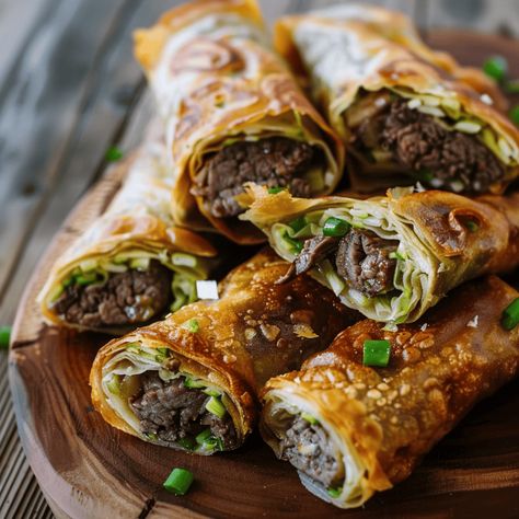 Beef Rolls, Taiwanese Cuisine, Beef Roll, Taiwanese Food, Egg Roll Recipes, Street Foods, Wrap Recipes, Egg Rolls, Asian Dishes