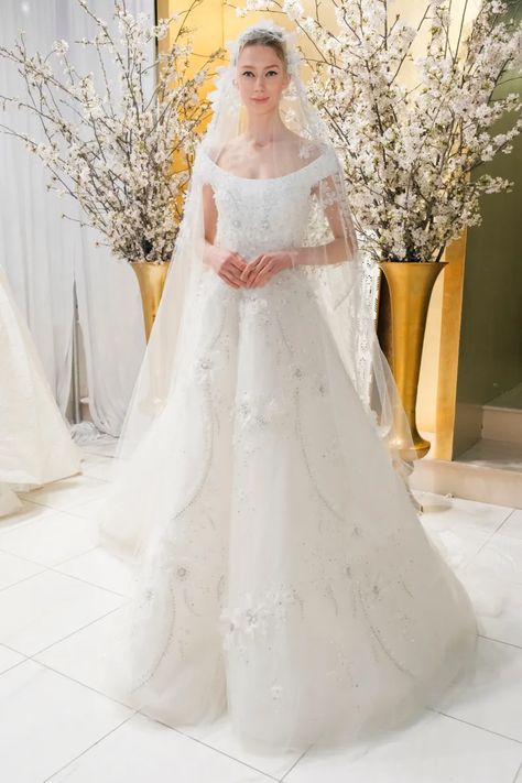 Reem Acra Bridal Spring 2024 [PHOTOS] – WWD