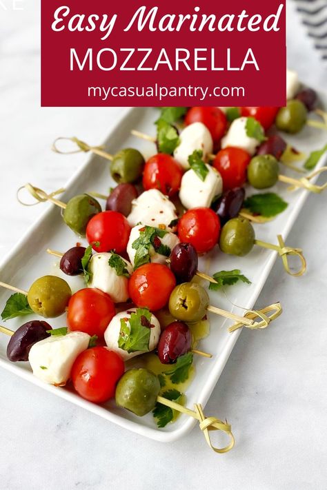 Mozzarella Ball Appetizers, Mozzarella Starter Recipes, What To Make With Mozzarella Balls, Mozzarella Kabobs, Pasta With Mozzarella Balls, Mini Mozzarella Ball Appetizers, Mozzarella Balls Appetizers, Marinated Mozzarella Balls And Tomatoes, Tomato And Mozzarella Appetizer