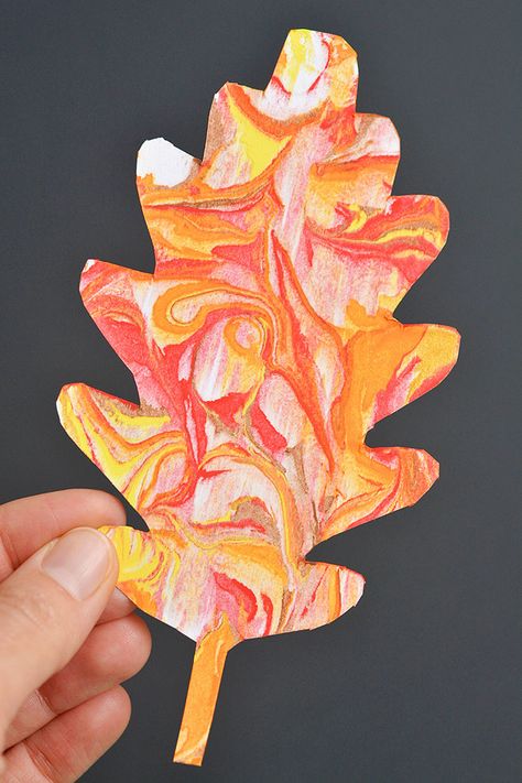 Shaving Cream Leaf Art, Fall Leaves Painting, Craft Leaf, Salad Cauliflower, Christian Pumpkin, Squeegee Painting, Bowl Craft, Shaving Cream Art, Shaving Cream Painting