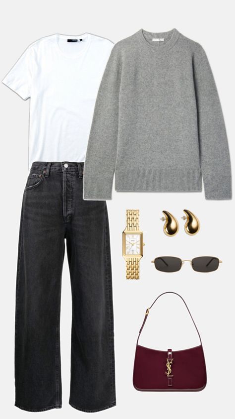 Black jeans, oversized gray sweater and gold accessories Oversized Gray Sweater, Gray Sweater, Grey Jeans, Gold Accessories, Outfits Fashion, Fashion Inspiration, Black Jeans, Street Style, Grey