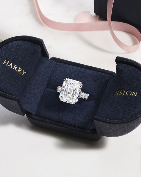 With an innovative diamond-led design, a Classic Winston Emerald-Cut engagement ring is a brilliant way to begin the next chapter of your love. Say “yes” to this Classic Winston Emerald-Cut Engagement Ring with Tapered Baguette Side Stones from Harry Winston. Harry Winston Engagement Ring, Large Diamond Engagement Rings, Harry Winston Ring, Harry Winston Engagement, Harry Winston Jewelry, Twin Ring, Harry Winston Diamond, Interesting Packaging, Engagement Ring Necklace