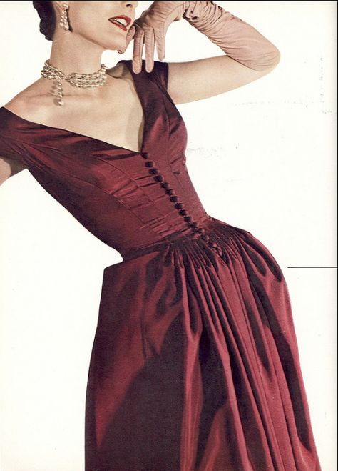 1949 Model in wine-colored silk taffeta dress by Nettie Rosenstein, Vogue Red Dp, 1940s Evening Dresses, Nettie Rosenstein, Birthday Glam, Red Silk Dress, Taffeta Dress, 1940s Dresses, Red Lace Dress, 50s Vintage