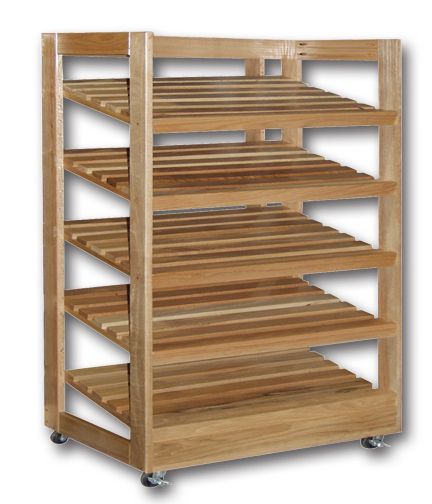 Bread Display Rack, Wooden Display Rack, Bread Shelf Display, Bread Shelf, Grocery Display, Jeans Display, Fruit And Veg Shop, Bread Display, Bakery Store