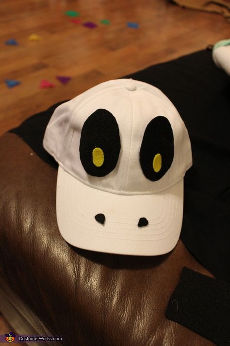 Dry Bones Mario Costume, King Boo Halloween Costume, Dry Bones Halloween Costume, Diy Dry Bones Costume, Super Mario Ghost Costume, Shy Guy Mario Costume, Dry Bones Mario Costume Diy, Easy Super Mario Costumes, Kamek Mario Costume