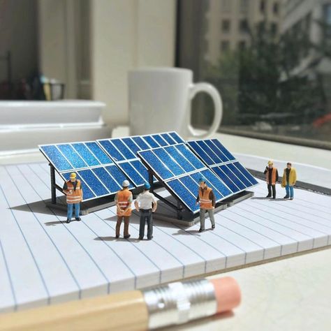 Miniature Office Of Derrick Lin Miniature Office, Macro Fotografie, Solar Energy Design, Tiny Worlds, Mini People, Miniature People, Miniature Scenes, Miniature Photography, Tiny People