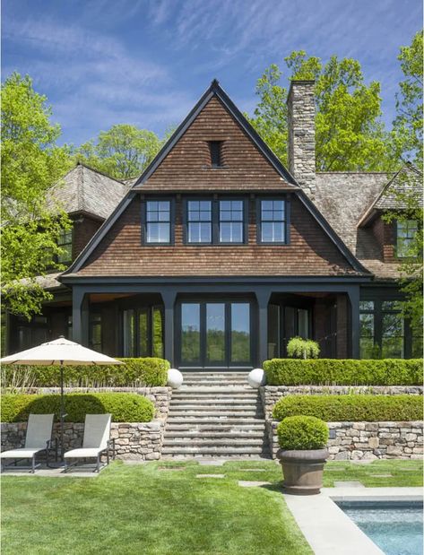 Cedar Shingle Homes, Gambrel Exterior, England Architecture, Shingle Style Architecture, New Canaan Connecticut, Michigan Cottage, Shingle House, Home Decor Cozy, Shingle Style Homes