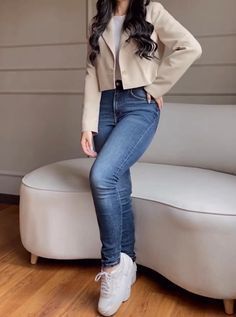 Casual Chic Outfits, Casual College Outfits, Everyday Fashion Outfits, Casual Day Outfits, Elegante Casual, Quick Outfits, Classy Work Outfits, Stylish Work Outfits, Easy Trendy Outfits