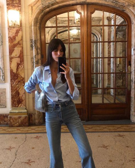 15 Fabulously Stylish French Women To Follow for Inspiration on Instagram - Hello Bombshell! | Button down with high waisted jeans outfit. Leia Sfez, French Women Style, Parisian Chic Style, Paris Chic, French Girl Style, Minimalist Capsule Wardrobe, Influencers Fashion, French Women, Street Style Chic