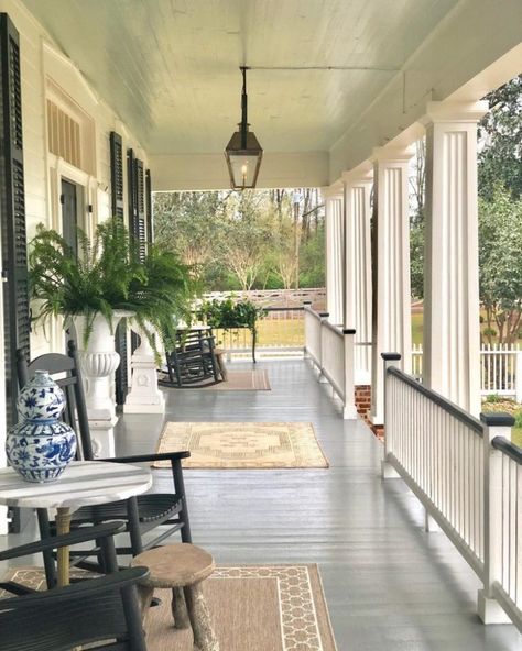 Southern Colonial Homes, Haint Blue Porch Ceiling, Southern Style Homes, Southern Style Home, Southern Colonial, Southern Porches, Porch Flowers, Glam Pad, Plantation House