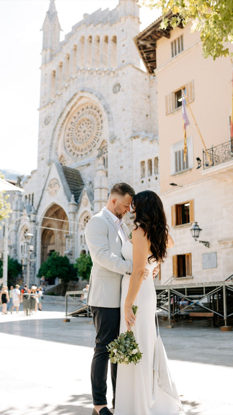 Mallorca Elopement, Beach Elopement, Mallorca Island, Mallorca Elopement Photographer, Mallorca Wedding Photographer Destination Elopement, On The Edge, The Edge, Elopement, You Think, Spain, Photography