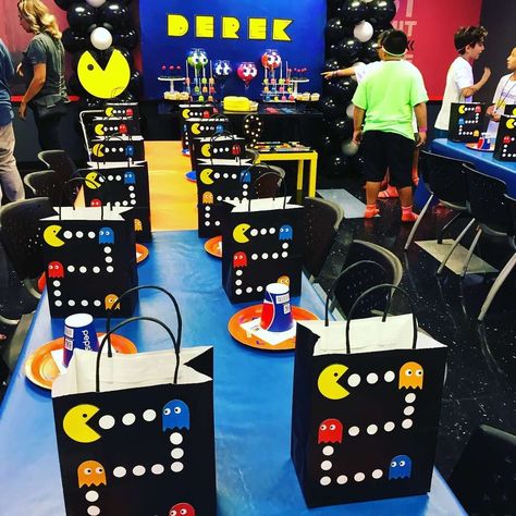 Derek's Pac-Man Party | CatchMyParty.com Arcade Birthday Parties, Pac Man Party, Video Games Birthday Party, Birthday Decorations For Men, Birthday Party Games For Kids, Video Games Birthday, Video Game Party, Mens Birthday Party, Man Party