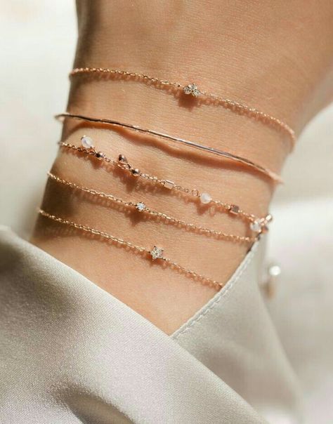 Ros Gold, Accesories Jewelry, Pola Gelang, Gold Armband, Stil Inspiration, Dainty Bracelets, Rose Gold Bracelet, Rose Gold Jewelry, Diy Schmuck