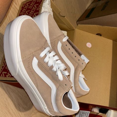 These Are A Pair Of Brand New Platform Stackform Vans Size 6.5( But Fit Size 7.5 Women’s )And Can Be Considered Size 7 In Women’s Vans. Sizing Is Different Due To The Show Model Being Platform Stackform Vans, Old Skool Vans, Shoes Platform, Womens Vans, Vans Old Skool, Old Skool, Vans Shoes, Brown Sugar, Caramel