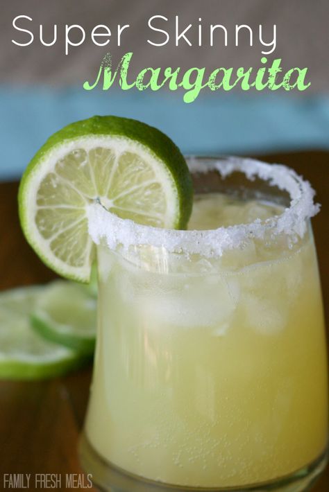 The Best Skinny Margarita Recipes Flavored Margarita Recipes, Lemon Lime Water, Sparkling Margarita, Alcohol Beverages, Flavored Sparkling Water, Lime Margarita, Sour Mix, Family Fresh Meals, Decorações Com Comidas