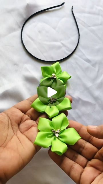 Hairband Diy, Fabric Hairband, Diy Hair, Diy Hairstyles, Hair Band, Hair Bow, Hair Bows, To Create, The 100