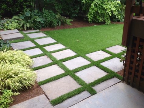 Pavers & artificial turf Grass Between Pavers, Turf Paver, Hardscape Backyard, Large Backyard Landscaping, Bluestone Patio, Pool Landscape, Concrete Block, Outdoor Paradise, House Design Pictures