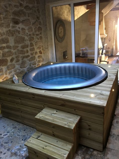 Jacuzzi Deck Ideas, Lay Z Spa Garden Ideas, Lazy Spa Surround Ideas, Lazy Spa Garden Ideas, Inflatable Jacuzzi, Lazy Spa, Piscina Intex, Hot Tub Surround, Inflatable Spas