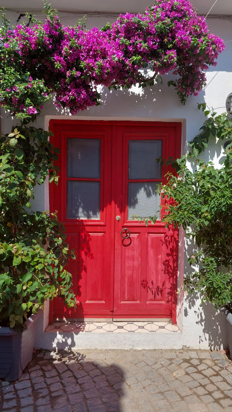 Front door colors to make your entrance stand out. Real Red by Sherwin Williams, sample this paint color with Samplize. Red French Doors, Houses With Red Doors, Red Entry Door, Red Door House, Mexican Aesthetic, Best Front Doors, Red Front Door, Door Paint, Front Door Paint Colors