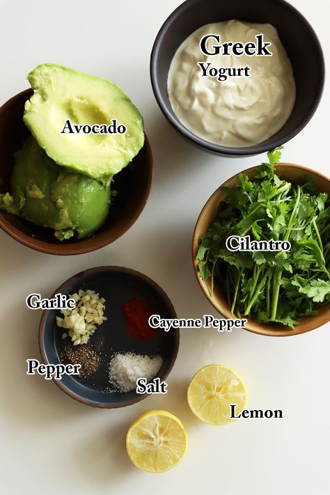 Avocado Lunch Recipes, Avocado Yogurt Dip, Avocado Lunch, Avocado Yogurt, Salad Dressing Recipes Homemade, Greek Yogurt Recipes, Yogurt Dip, Dip Recipes Easy, Lean Belly Juice