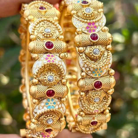 Premium quality rajwadi bangles♥️😍 Rajwadi Bangles, Premium Quality, Bangles, Quick Saves