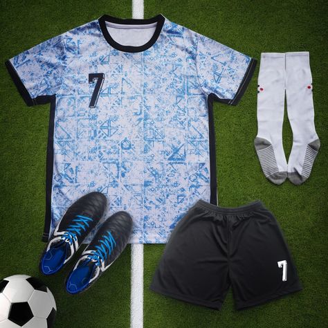 🇵🇹 Portugal 2024 Away Ronaldo Kids Soccer Uniform 🇵🇹 Details: 2024 Away Edition 🌟 Cristiano Ronaldo #7 ⚽️ SHIPS FROM USA 🇺🇸 Set Includes: Top 👕 Shorts 🩳 Socks 🧦 Get your young soccer fan ready to shine like Ronaldo with this complete soccer uniform set! Soccer Drip, Ronaldo Kit, Training Outfit Men, Coach Outfits, Soccer Fan, Soccer Uniforms, Girls Soccer, Soccer Coaching, Soccer Kits