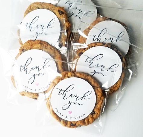 Cookie Logo, Beach Theme Wedding Favors, Resep Brownies, Cookie Wedding Favors, Destination Wedding Favors, Wedding Cookie, Idee Babyshower, Wedding Favors And Gifts, Baking Packaging