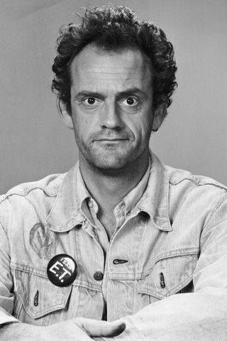 Christopher Lloyd Taxi Tv Show, Portrait Celebrity, Christopher Lloyd, Doc Brown, Great Scott, Early Photos, Danny Devito, Nyc Aesthetic, Popular Tv Series