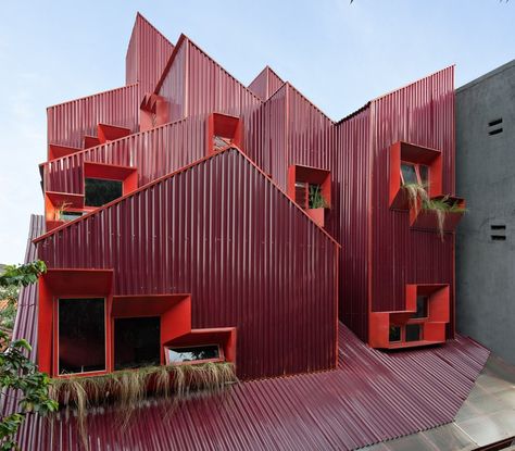 Corrugated Iron, Building Images, Passive Design, Boarding House, Red Zone, Red House, Chongqing, Urban Spaces, Apartment Inspiration