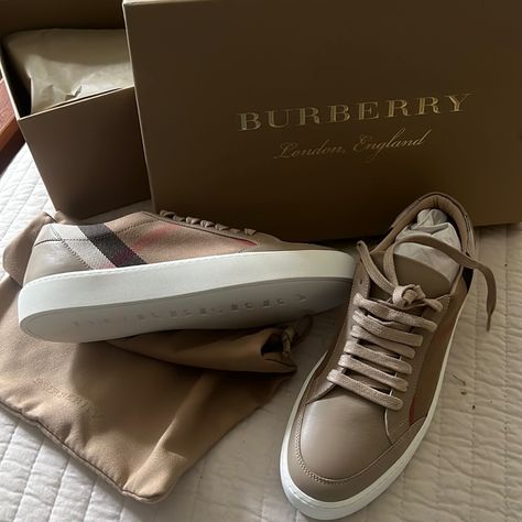 All Authentication Details Are Evident. Never Worn. All Packaging And Shoes In Brand New Condition. Gift That Did Not Fit. Size 38. Burberry Sneakers Outfit, Burberry Heels, Burberry Sneakers, Burberry Rain Boots, Block Heel Loafers, Burberry Shoes, Swim Shoes, Burberry Women, Vintage Burberry