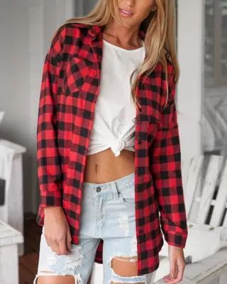 204da255aea2cd4a75ace6018fad6b4ddesc38474188ri Red Flannel Outfit, Plaid Outerwear, Plaid Shirt Outfits, Flannel Blouse, Flannel Outfits, Shirt Tunic Top, Long Sleeve Plaid Shirt, Loose Shirts, Long Sleeve Plaid