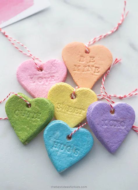 Salt Dough Hearts Conversation Hearts Salt Dough Hearts For Kids, Salt Dough Conversation Hearts, Salt Dough Valentines Crafts, Salt Dough Valentines, Salt Dough Hearts, Valentine Science Experiments, Science Valentines, Christmas Toilet Paper, Recycled Crafts Kids