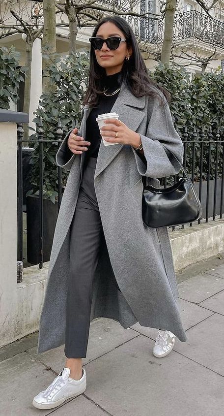 Grey Coat Outfit Winter, Grey Outfit Fall, Grey Coat Outfit, Mantel Outfit, Long Coat Outfit, Long Grey Coat, Winter Coat Outfits, Chique Outfit, Hijab Look