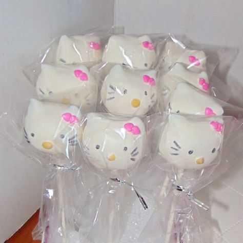 Hello Kitty Cake Pops, Kitty Cake Pops, Making Cake Pops, Perfect Cake Pops, Trunk Party, Cake Pops How To Make, Kitty Cake, Eggless Cake, Hello Kitty Cake