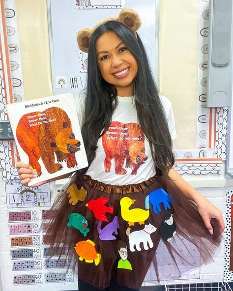 Teacher Halloween Outfit Ideas, Prek Halloween Teacher Costume, Brown Bear Teacher Costume, Teacher Pajamas Day Outfit, Prek Halloween Costumes, Brown Bear Brown Bear Costume Ideas, Brown Bear Characters, Brown Bear Book Costume, Dress Up Favorite Book Character