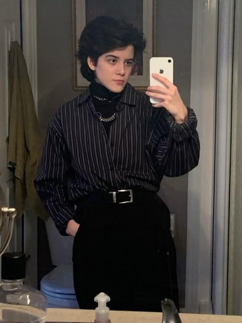 Traffic Court Outfit, Club Outfits For Tomboys, Lesbian Aunt Outfit, Nonbinary Street Style, Nonbinary Victorian Fashion, Goth Nonbinary Outfits, Punk Outfits Nonbinary, Lesbian Alt Fashion, Enby Formal Wear