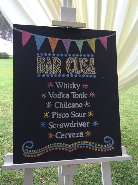 Pizarra Bar #chalkboard #handwritten #calligraphy #caligrafía #bar #event #weddingidea #weddingbar #colorchalks #handmade Pizarras Ideas, Bar Chalkboard Ideas, Business Chalkboard, Bar Chalkboard, Chalk Menu, Papan Menu, Coffee Shop Signs, Chalkboard Fonts, Cafe Menu Design