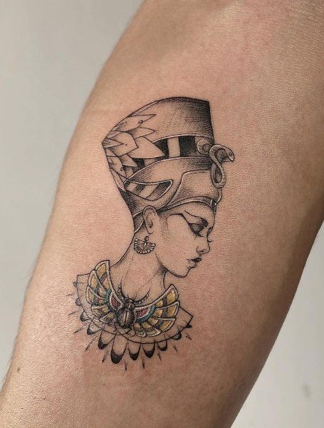 Egyptian Tattoo For Women, Nefertiti Tattoo, Egyptian Tattoo Sleeve, Tattoo Placements, Egypt Tattoo, Woman Tattoo, Head Tattoo, Goddess Tattoo, Black Girls With Tattoos