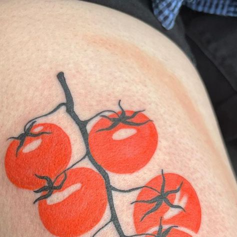 Memorial Tattoo on Instagram: "#maters by @here.2.kill . . #tomatoes #tomatoandmayo #colortattoo #tattoooftheday #tattoo #tattooideas #atlantatattooartist #memorialtattooatl" Tomato Flower Tattoo, Tomato Vine Tattoo, Tomato Tattoo, Tomato Vine, Vine Tattoos, Beautiful Tattoo, Memorial Tattoo, Red Tomato, Tattoos Ideas