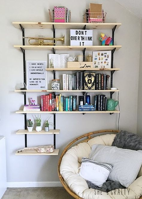 How to hang and style wall book shelves in teen girl room Small Room With Shelves, Shelves For Bedroom Wall, Wall Of Shelves Bedroom, Styling Shelves Bedroom, Bedroom Wall Shelving, Teen Shelves, Open Wall Shelves, Mounted Bookshelves, Wall Shelves Bedroom