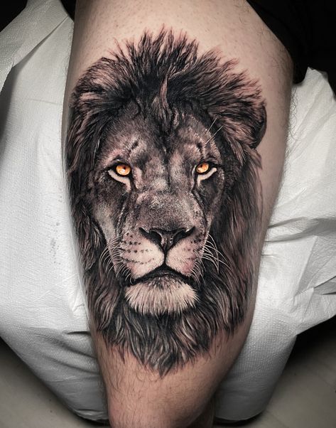 Tato Grunge, Tiger Tattoo Thigh, Leo Lion Tattoos, Tato Geisha, Calf Sleeve Tattoo, Lion Tattoo On Thigh, Medusa Drawing, Calf Tattoo Men, Lion Forearm Tattoos