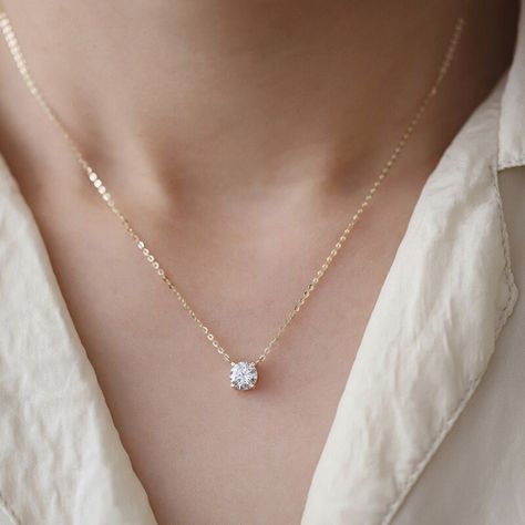 April Birthstone Necklace, Diamond Solitaire Necklace, Luxury Necklace, Gold Diamond Necklace, Solitaire Necklaces, Gull, Gold Plated Necklace, Minimalist Necklace, Simple Necklace