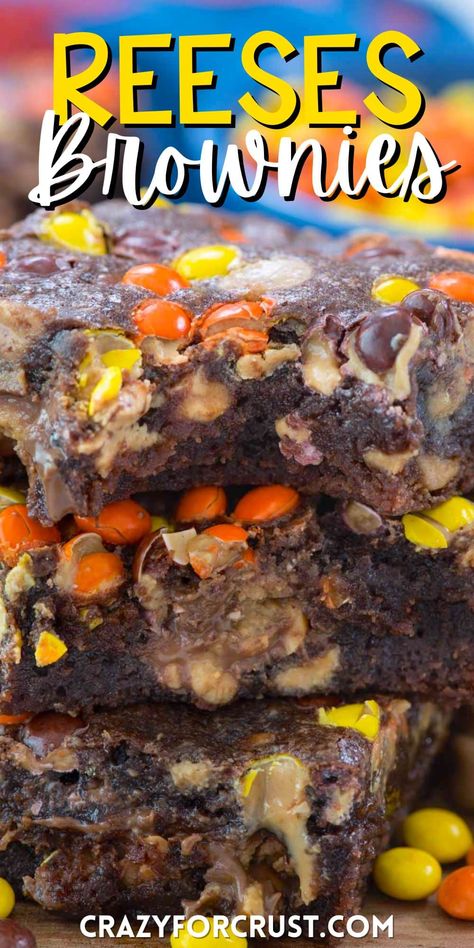 The ULTIMATE Reese's Brownies - thick and fudgy one bowl brownies full of peanut butter cups and Reese's Pieces - these are EPIC! Reeses Brownies Recipe, Reeses Cups Recipe, Reese's Brownies, Brownie Layer Cake, Reeses Brownies, One Bowl Brownies, Reese's Pieces, Reeses Cups, Brownie Cupcakes