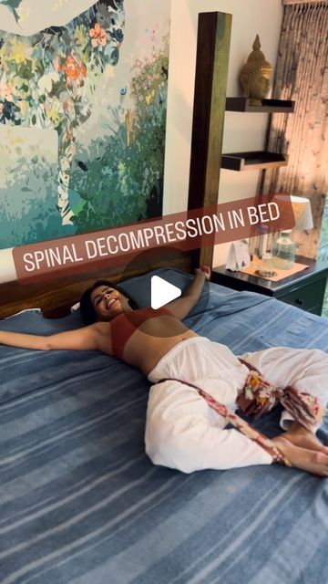 Yogini and Lifestyle Influencer on Instagram: "Here I'm demonstrating a simple technique you can do in your bed that can take pressure off your lower back, alleviate sciatic symptoms, and help you to feel better. This at-home traction technique can be performed just before you sleep and can help you to feel better fast!

For Personalised Yoga Sessions, Yoga Therapy and Counselling as well as Workshops and Retreats, visit Link In Bio 🧘‍♂️🧘‍♀️

#YogaWithSunaina #BackPainRelief #DecompressYourSpine #YogaInBed" Afternoon Stretches, Yoga In Bed, Bed Stretches, Morning Stretches Routine, Bed Yoga, Yoga Anatomy, Lifestyle Influencer, Internal Affairs, Body Workout At Home