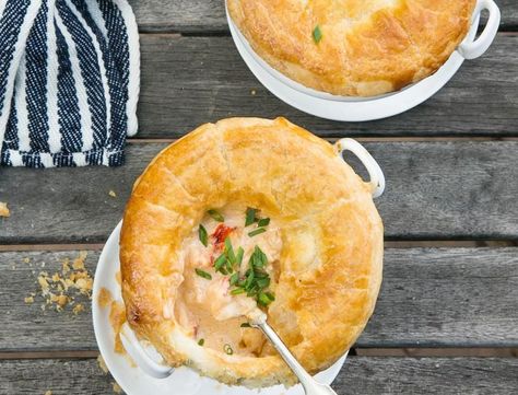 Lobster Pot Pie Recipe - Galavante (Travel & Lifestyle Website) Lobster Pot Pie Recipe, Lobster Pot Pie, Potpie Recipe, Lobster Pot Pies, Dinner Cheap, Puffed Pastry, Savoury Tarts, Chicken Pot Pies, Fresh Lobster