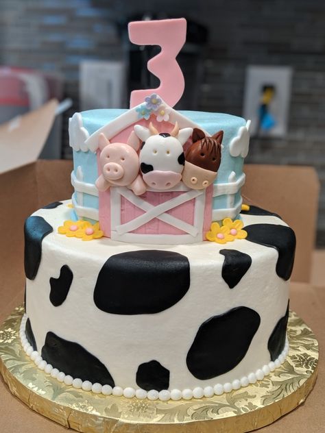 Girly Farm Animal Cake, Pink Farm Theme Cake, Pink Farm Smash Cake, Farm Cake 2nd Birthday, 3 Farm Birthday, Oink Moo Cockadoodle Doo Birthday Cake, Cow Birthday Party Cake, Pink Barnyard Party Cake, Farm Party Ideas Girl